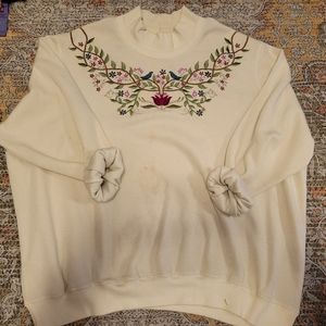 vintage embroidered pull over